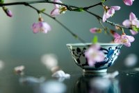 女孩子學(xué)茶藝好還是花藝好？