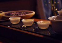 邀請客人來店里喝茶的句子？